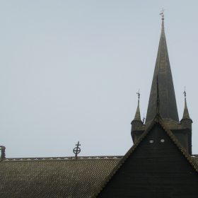 lom stavkirke