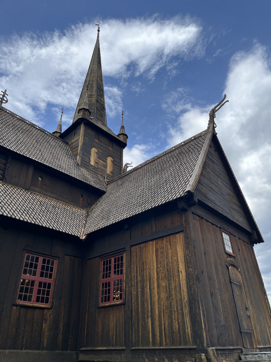 Lom stave church