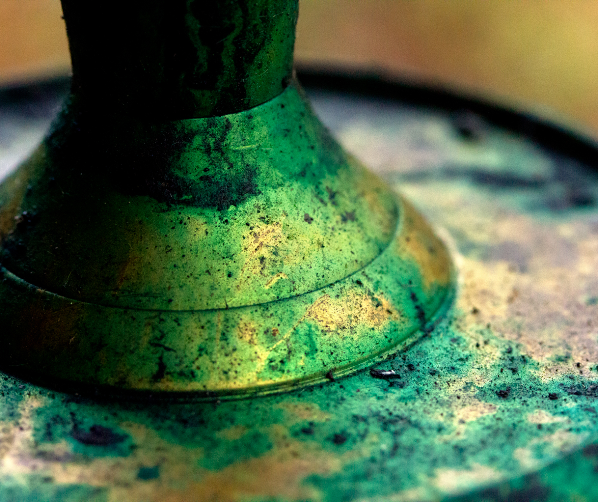 from green back to gold