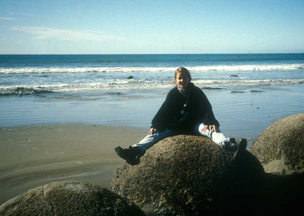 moeraki boulders