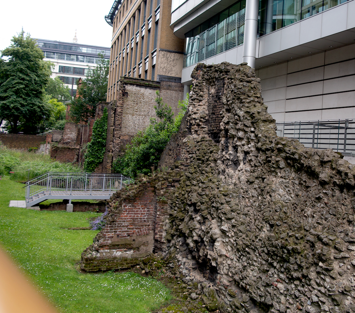london wall
