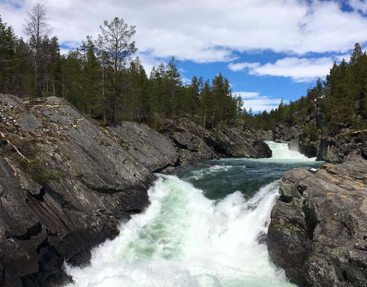 towards Måfå
