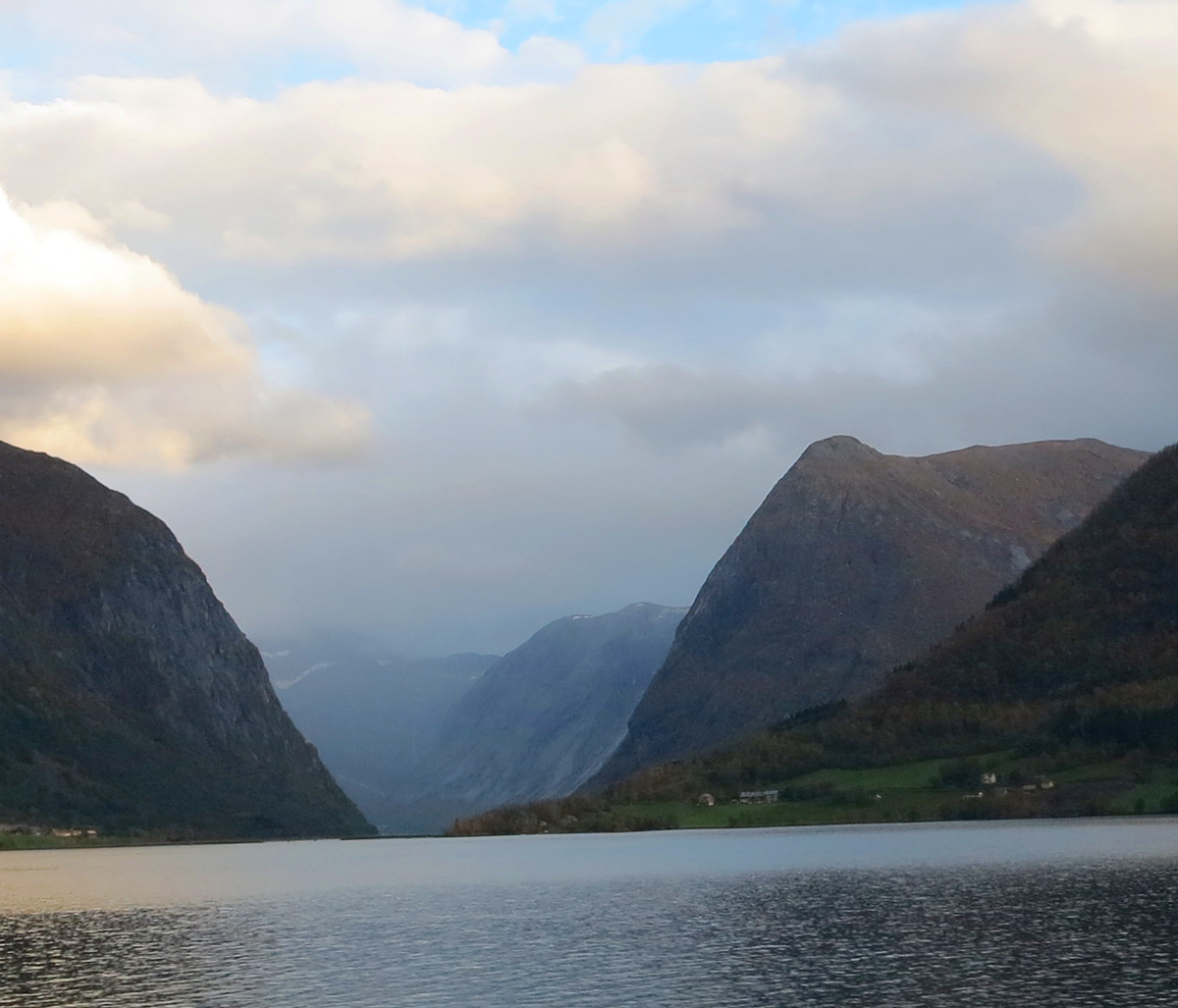 Kjøsnesfjorden