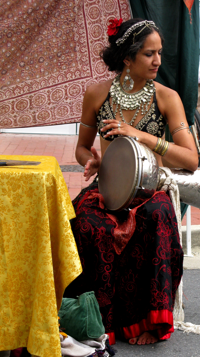 belly dancer