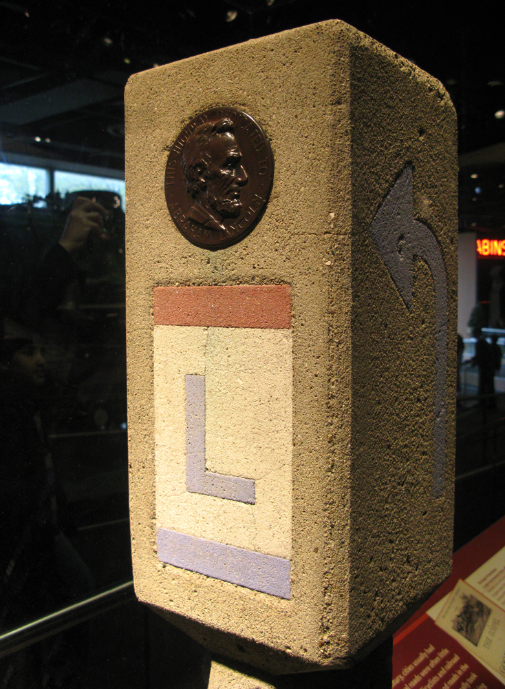 lincoln highway marker