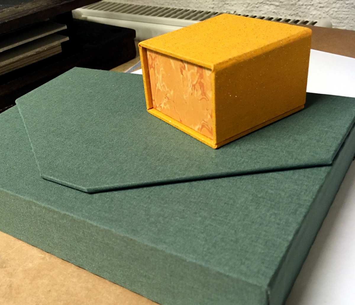 sparkly yellow and slipcase