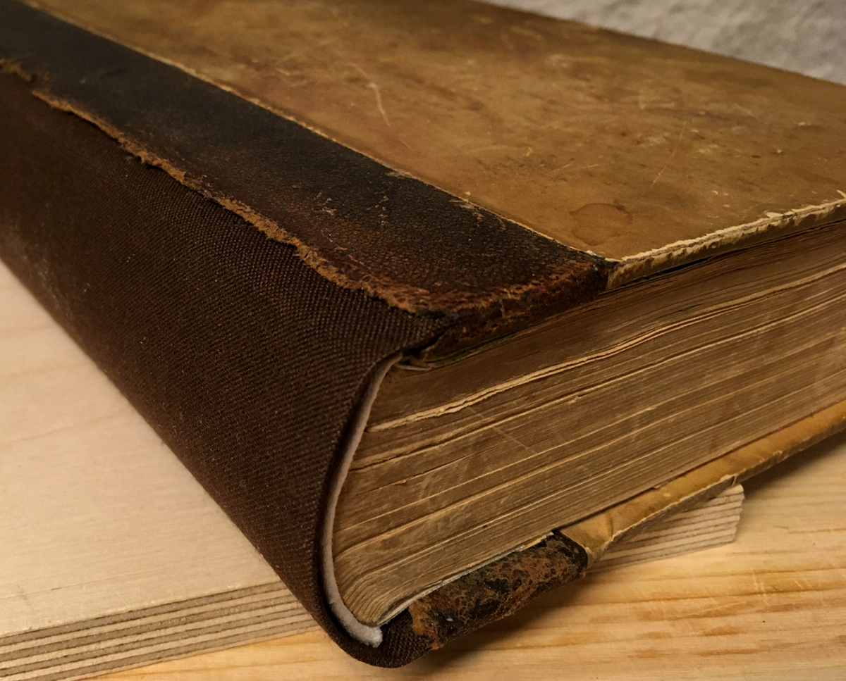 brown cloth insert