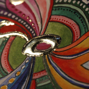 romanesque-inspired gilded doodle