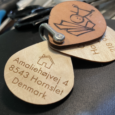 luggage tag